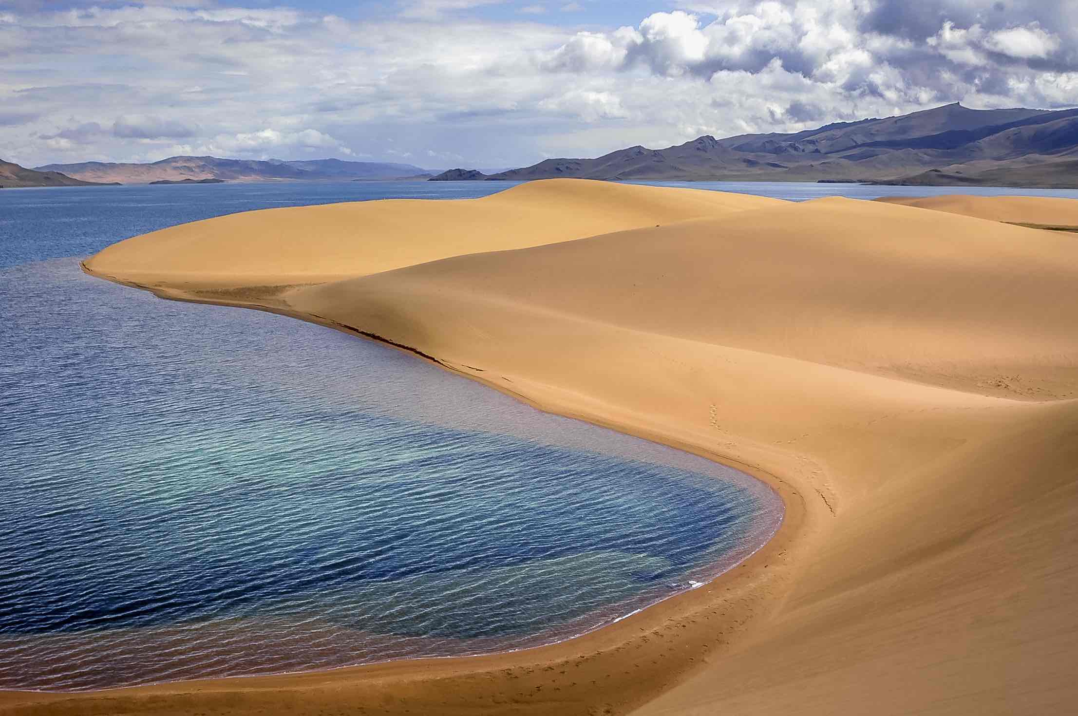 Reise Mongolia: Seen und Sanddünen