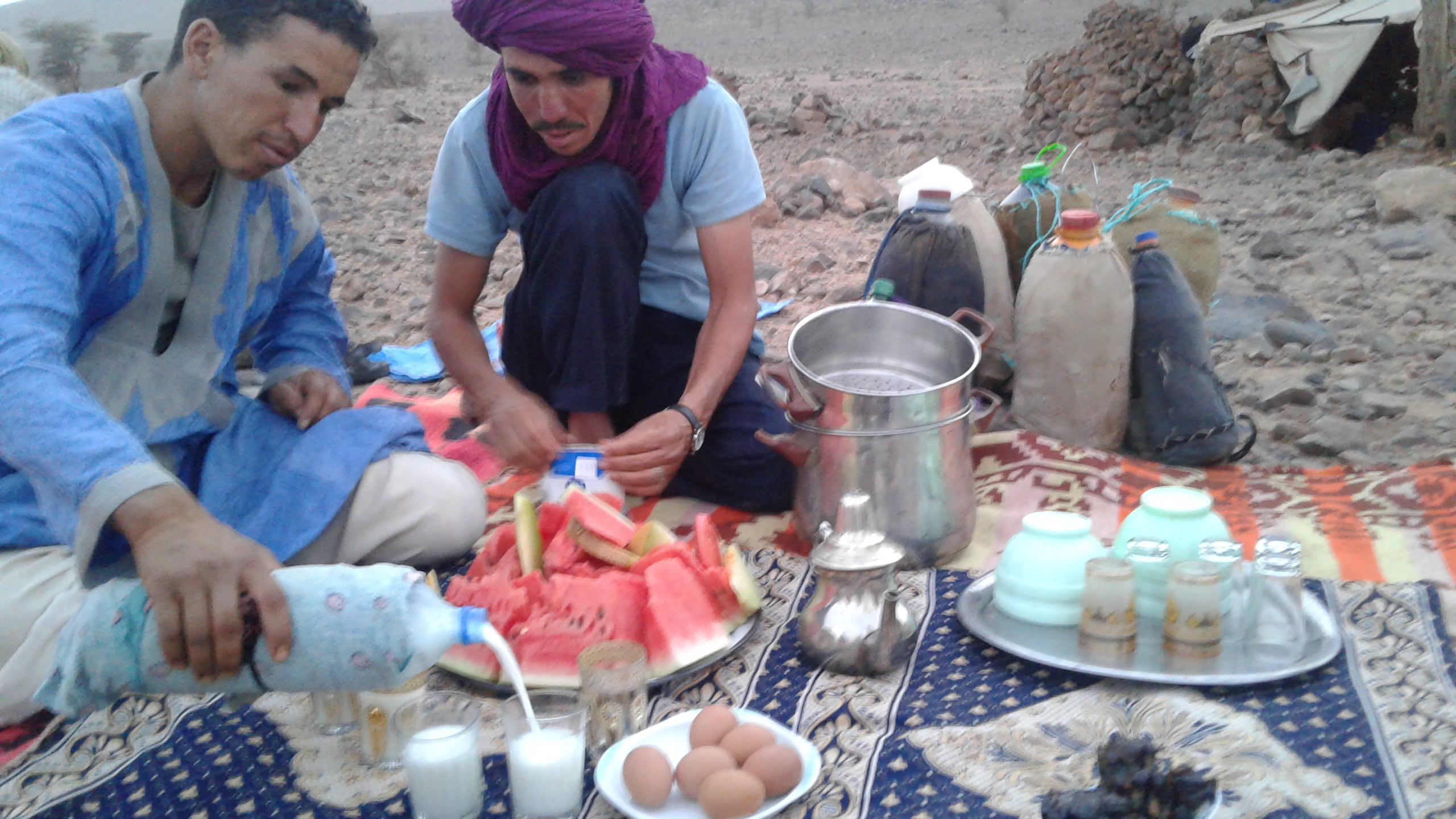 Frühstück Kameltrekking Marokko Kia Ora Reisen