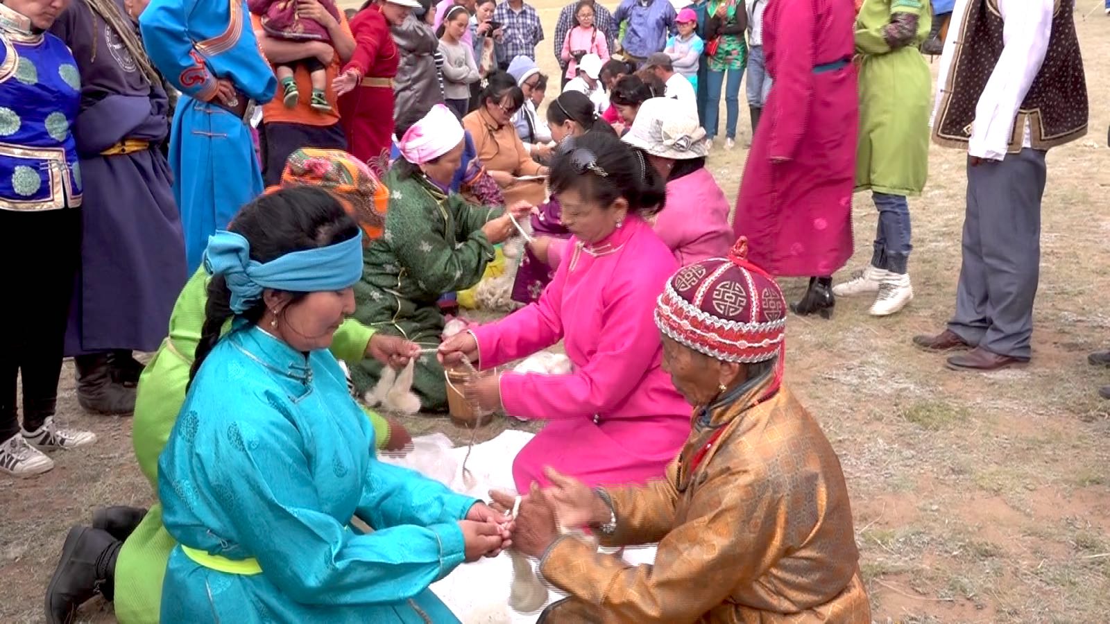Frauen im Festags-Deel Mongolei Kamelfestival